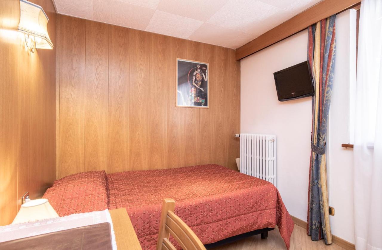 Hotel San Martino سان مارتينو دي ديكاسْتْرْ المظهر الخارجي الصورة